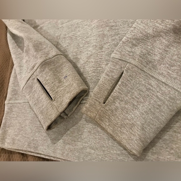 Nike Therma-Fit Heather Grey with Black Logo Thumb-Hole Pullover Hoodie - S - Picture 7 of 7